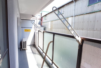 【バルコニー】 | メゾン・ド・ローリエ