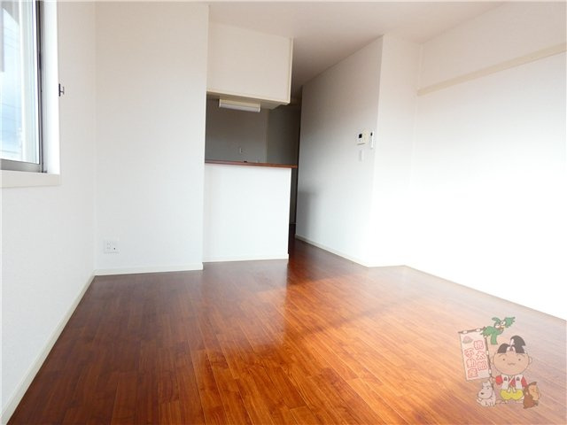 フラッツア西市の居間・リビング