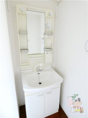 フラッツア西市の洗面所