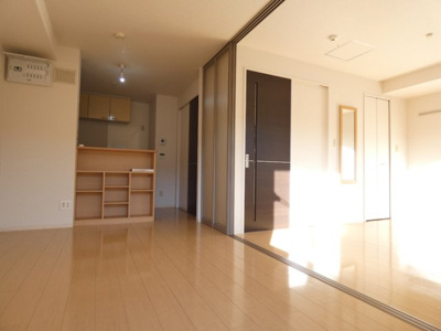 【居間・リビング】 | アガパンサス B棟