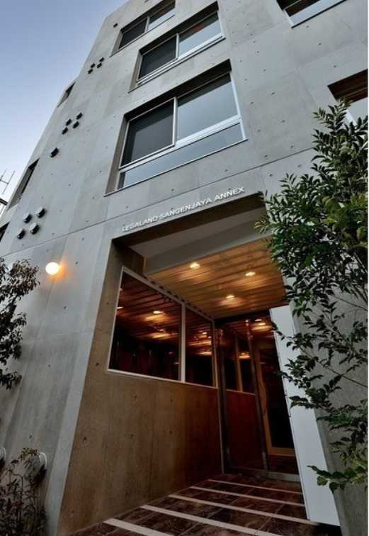 LEGALAND三軒茶屋ANNEX　ネット無料　築浅　デザイナーズのエントランス