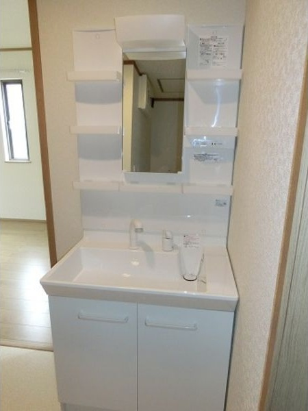 グランドソレイユ幸の独立洗面台