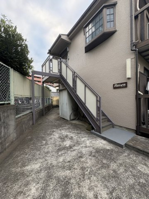 【エントランス】 | レゾン | 月額管理料無料！賃貸管理はアブレイズパートナーズにお任せを！