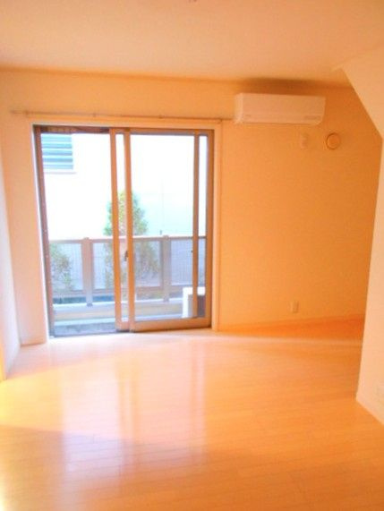 ピノーラの居間・リビング