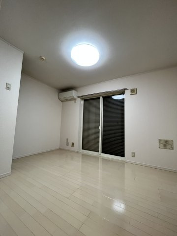 安心のシャッター付き