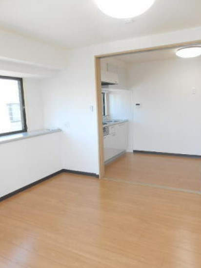 グレイス高円寺の居間・リビング