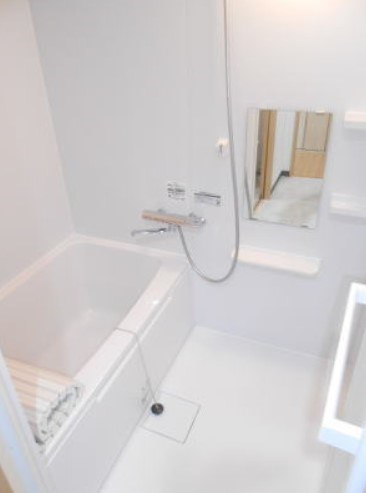 グレイス高円寺の浴室