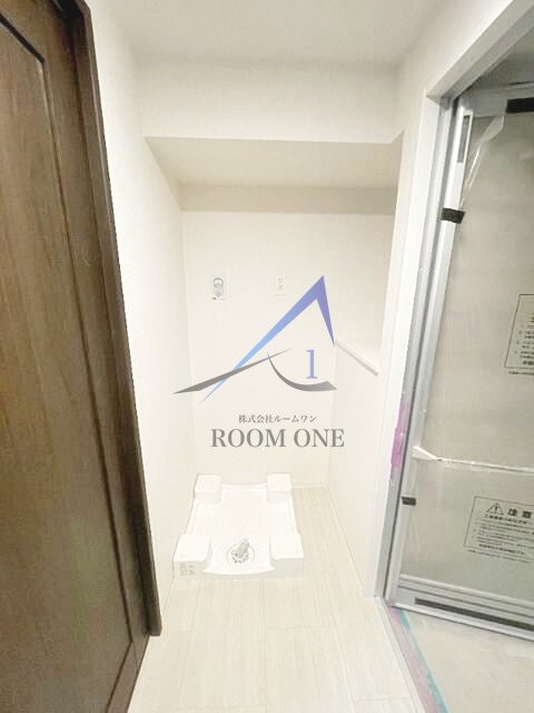 オークレジデンス亀沢の設備|洗濯機置き場です。