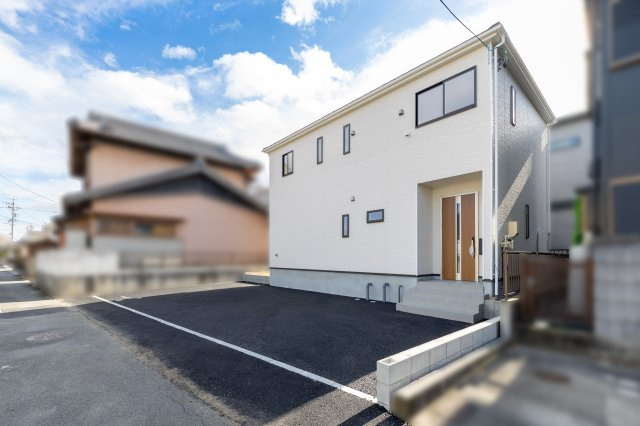 四日市市楠町南五味塚《1号棟》の外観