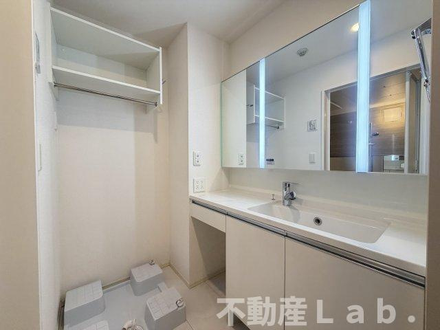 メゾンけやき通りの洗面所