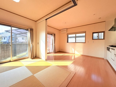 【居間・リビング】 | 衣笠氷室町　戸建