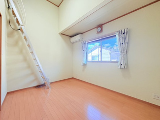 【洋室】 | 衣笠氷室町　戸建