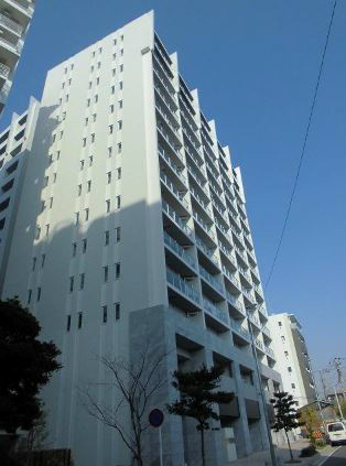 横浜市神奈川区栄町のマンションの画像