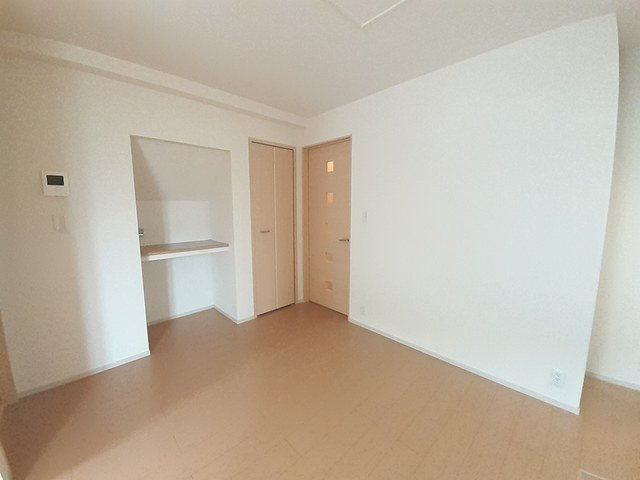 サニーブリ－ズ物見東　Ｂの居間・リビング|居間です