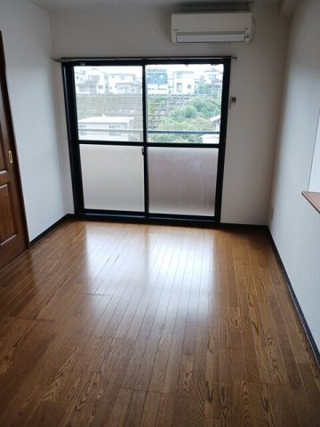 ルミエール伴丈木の内装|きれいな内装です