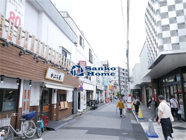 メゾン・ド・ヴィジオンの周辺