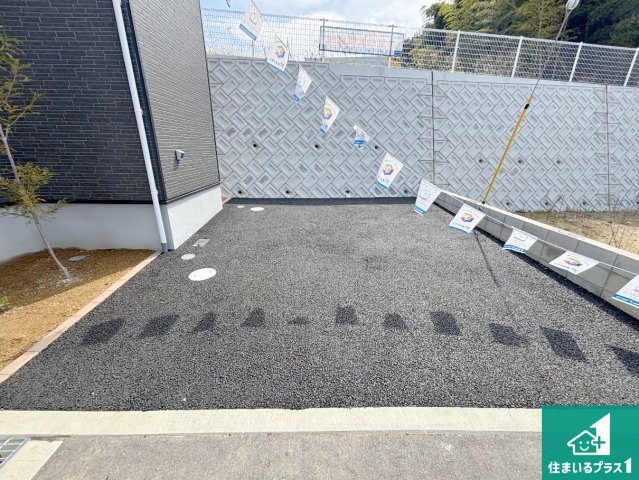 岸和田市門前町　第2期　新築一戸建ての駐車場