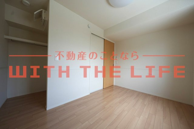 パドレムールトメスク【キャッシュバック対象物件】の洋室|ゆったりした洋室です
