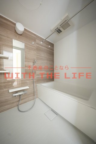 パドレムールトメスク【キャッシュバック対象物件】の浴室|コンパクトで使いやすいお風呂です