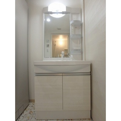 フィッツロヴィアの独立洗面台