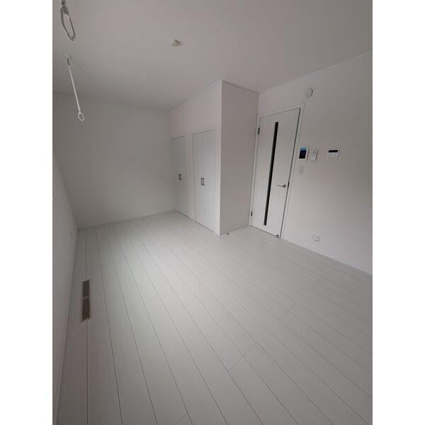 ソワサントセーズ長田町 Ⅰの居間・リビング