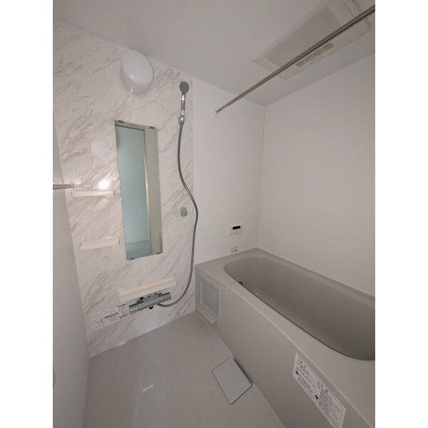 ソワサントセーズ長田町 Ⅰの浴室