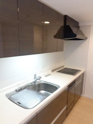 【キッチン】 | グランカーサ両国壱番館 | コンパクトなキッチンで掃除もラクラク