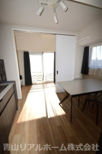 【洋室】 | アエリア南青山