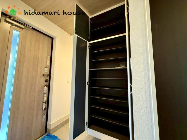 伊奈町栄4期　新築戸建　グラファーレ01の収納