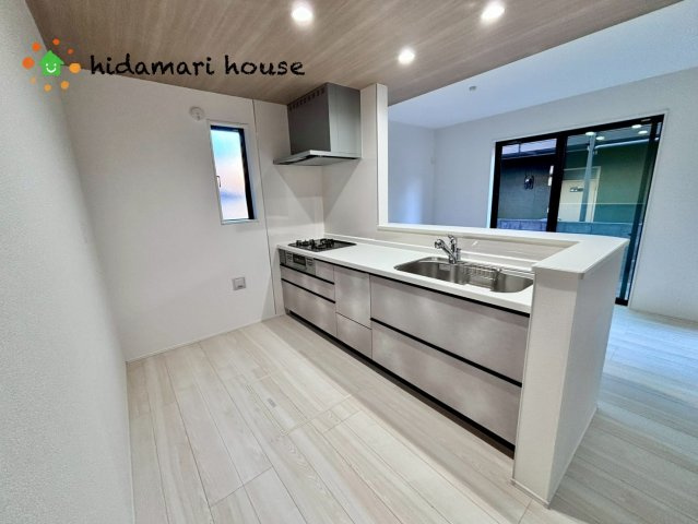 伊奈町栄4期　新築戸建　グラファーレ01のキッチン