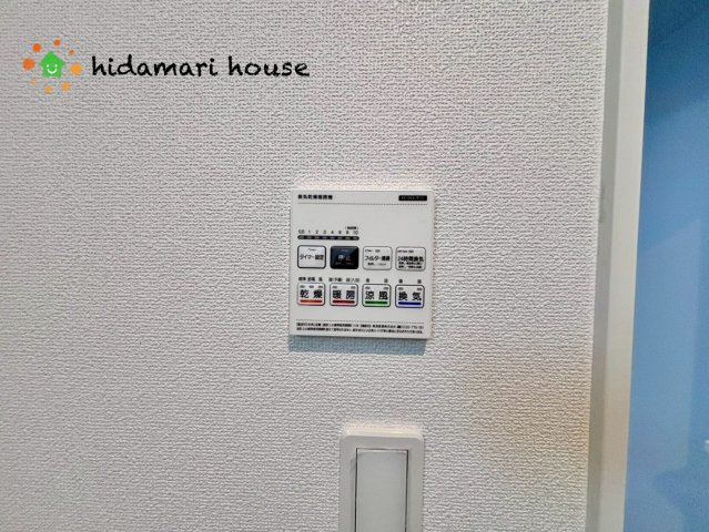 伊奈町栄4期　新築戸建　グラファーレ01の冷暖房・空調設備