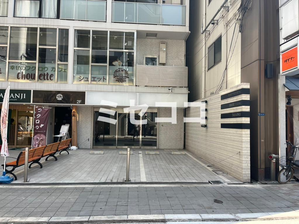 心斎橋1921の駐車場