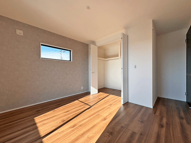 仙台市太白区東大野田の洋室