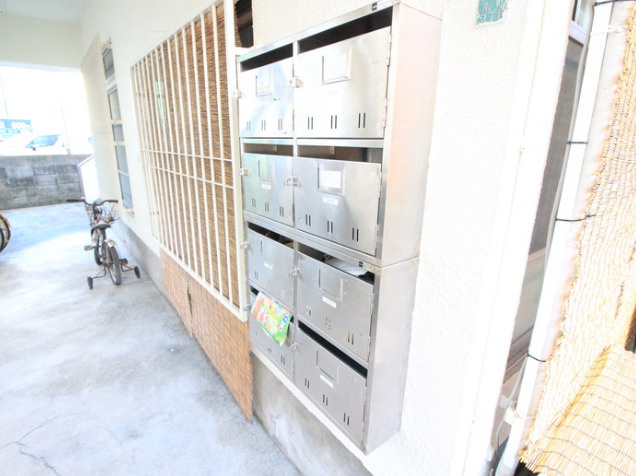 新田マンションのその他共用部分|集合ポスト