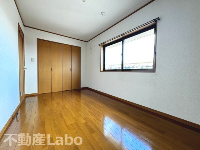 グランジェの洋室