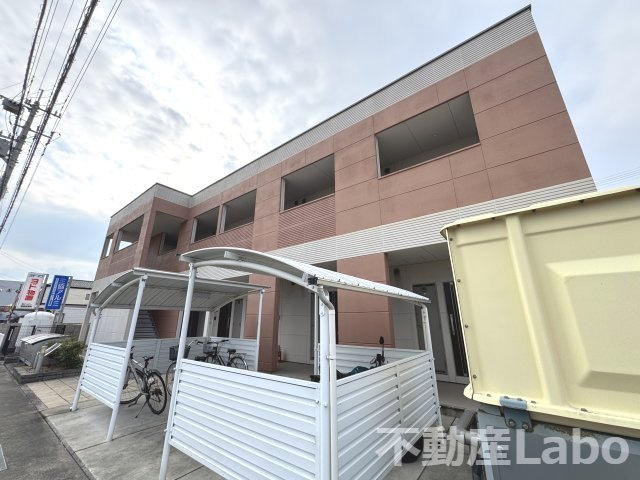 アルフォンの駐車場