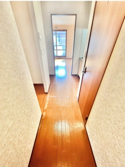 メゾン・ソレイユの玄関