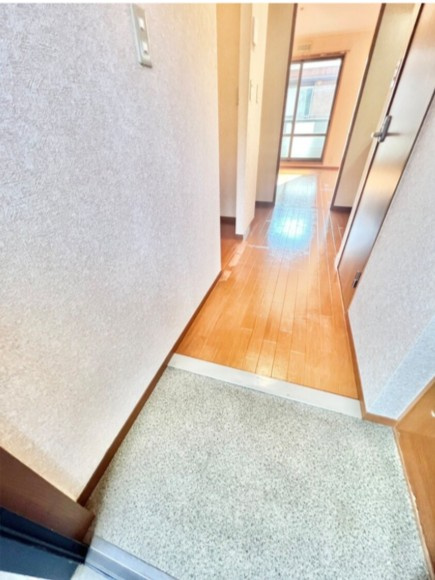 メゾン・ソレイユの玄関