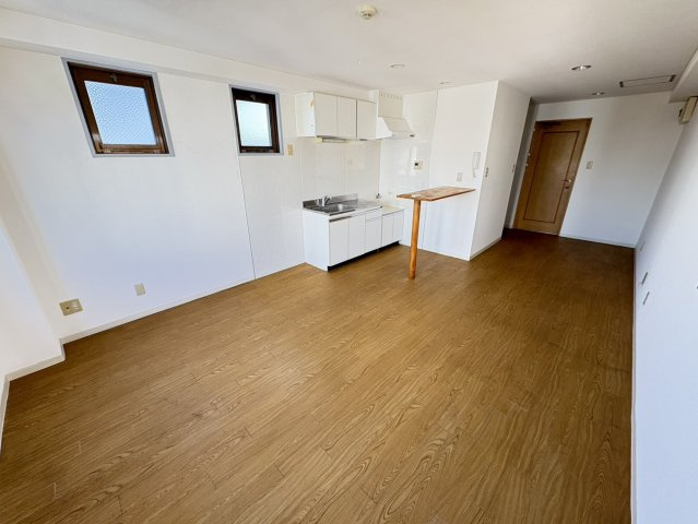 大信ビルNo.2の居間・リビング