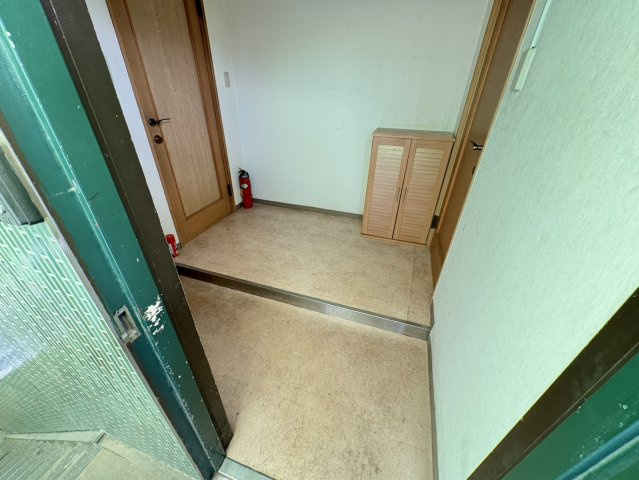 大信ビルNo.2の玄関