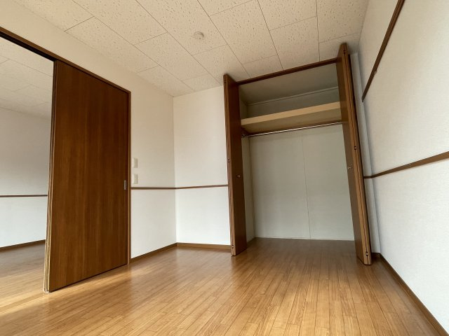 ソレイユ参番館の洋室