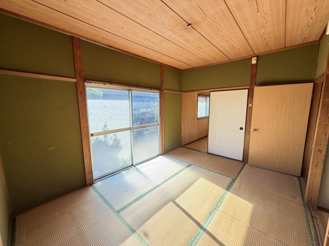 玉名郡長洲町大字腹赤の一戸建ての和室