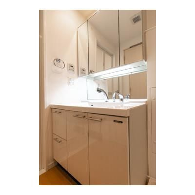 勝どきビュータワーの独立洗面台