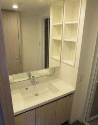 【独立洗面台】 | エミリブ鷺ノ宮 | 嬉しい独立洗面台付き。