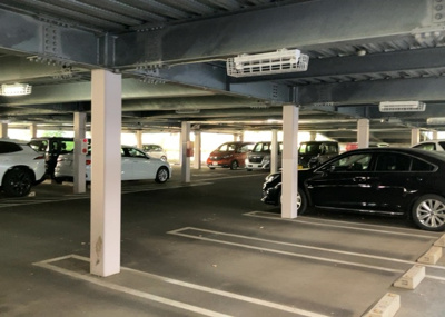 【駐車場】 | シーアイハイツ町田Ｆ棟 | 駐車場と明記されていても、最小スペースでつくられた駐車場だと大型車は駐車できなかったり、出入りしにくくなったりする可能性があります。お車のサイズと購入したい物件の駐車場のサイズを現地で確認しましょう。