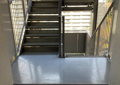 【その他共用部分】 | シーアイハイツ町田Ｆ棟 | 共有部分は、住民なら誰もが使える設備のこと。例えば駐車場やエレベーター、インターネット設備、セキュリティ設備などがあります。他にも、マンションの廊下・外部階段やエントランス・ゴミ置き場などがあります。