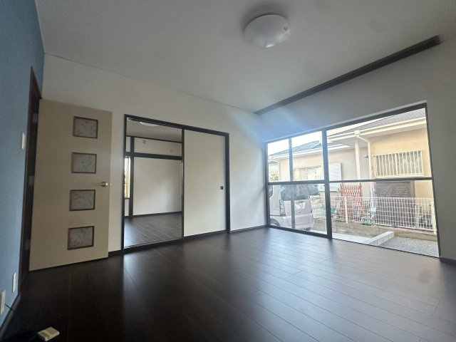 八街市泉台2丁目中古戸建の洋室