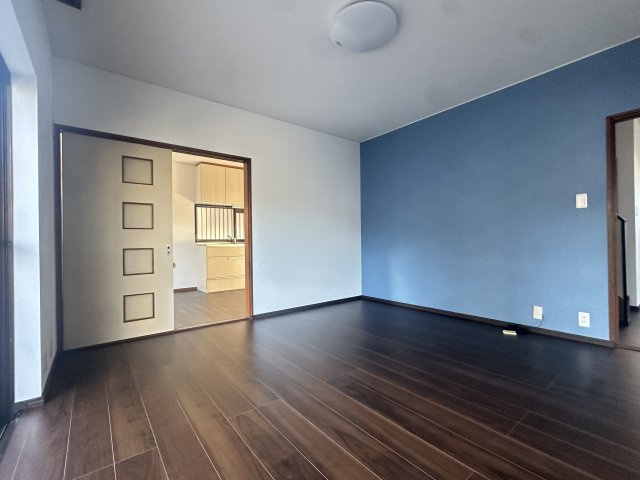 八街市泉台2丁目中古戸建の洋室