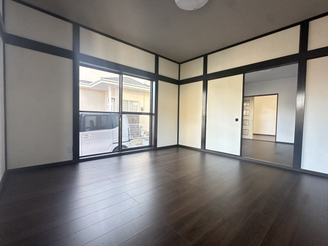 八街市泉台2丁目中古戸建の洋室