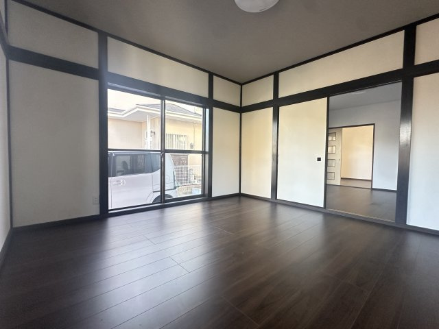 八街市泉台2丁目中古戸建の洋室